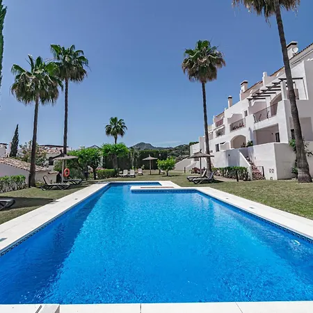 בית נופש Lag - Spacious 3br Townhouse With Private Jacuzzi מארבלה