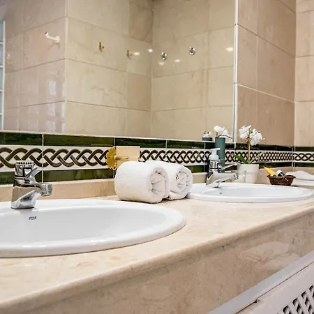 בית נופש Lag - Spacious 3br Townhouse With Private Jacuzzi מארבלה