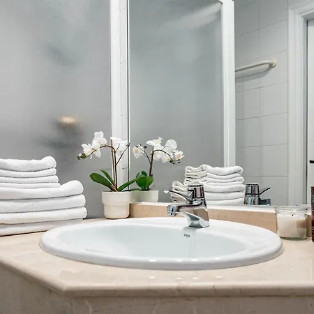 Lag - Spacious 3br Townhouse With Private Jacuzzi מארבלה